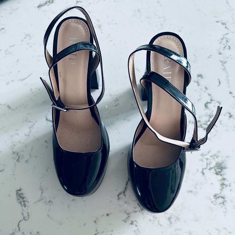 RAID Akita Patent Platform Shoes